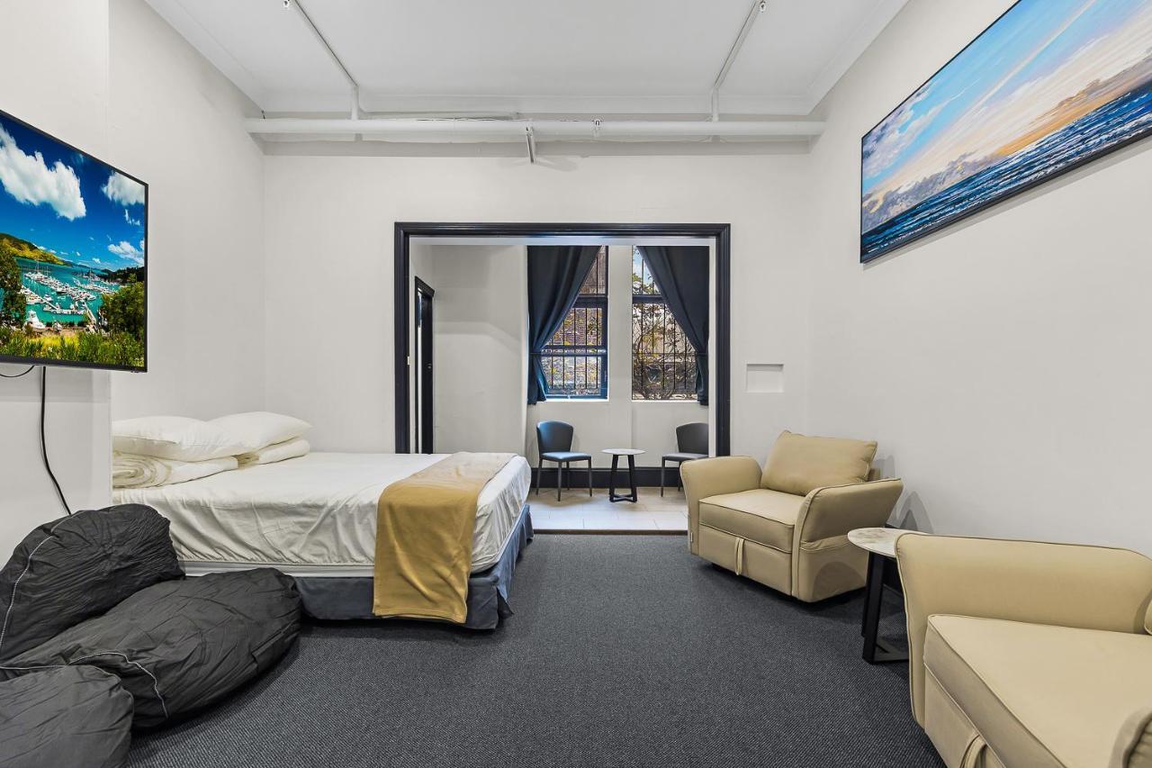 London Plane Backpackers Hostel Sydney Luaran gambar